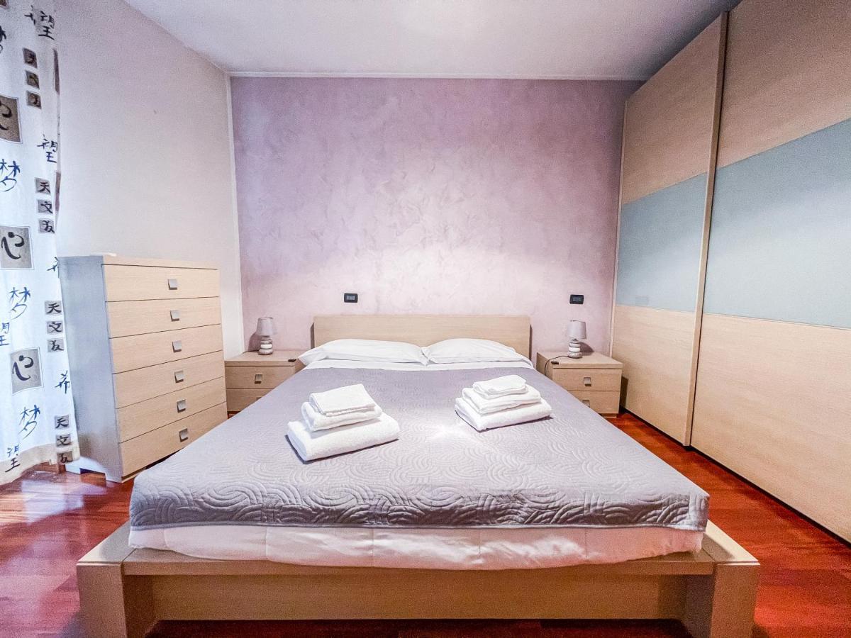 Myhouse Inn Racconigi - Affitti Brevi Italia Torino Eksteriør bilde
